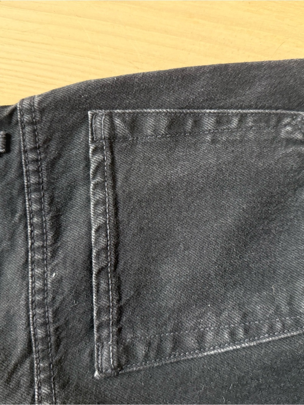 Mother Snacks Women’s High-Rise Wide Leg Jeans - Black - Picture 6 of 6
